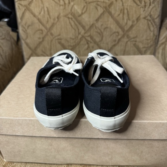Veja Nova Canvas Sneakers Black Womens Size 6 Excellent - Picture 6 of 9